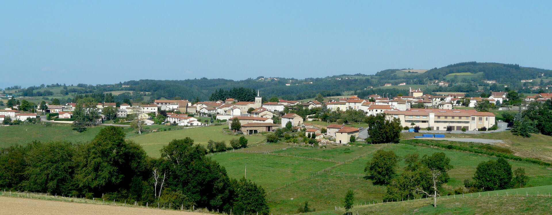 Bienvenue à la Mairie de Montchal dans la Loire